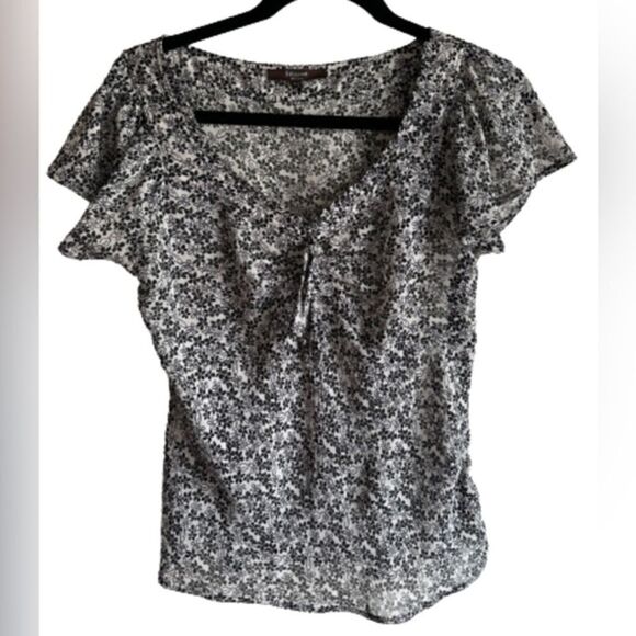 Belissimo Sheer Black and White Top. - Picture 1 of 6
